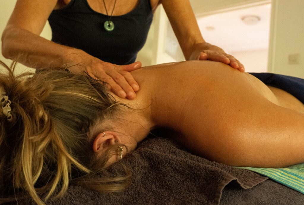 Lomi Lomi ontspanningsmassage bij Massagepraktijk Tinkel in Nijmegen